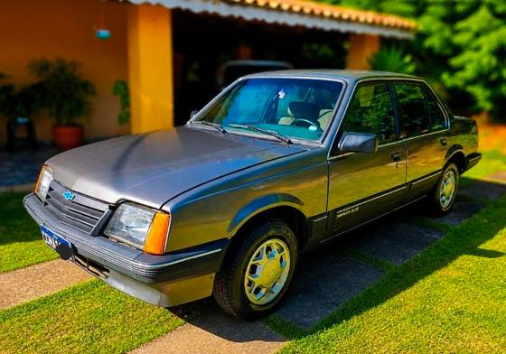 CHEVROLET MONZA 2.0 SL/E 8V ÁLCOOL 4P MANUAL CHEVROLET MONZA 2.0 SL/E 8V ÁLCOOL 4P MANUAL